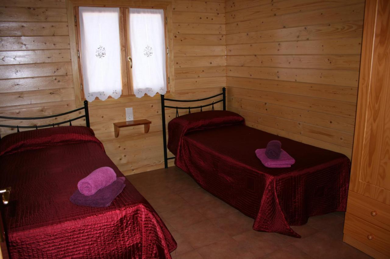 Bungalows Laspaules Bagian luar foto