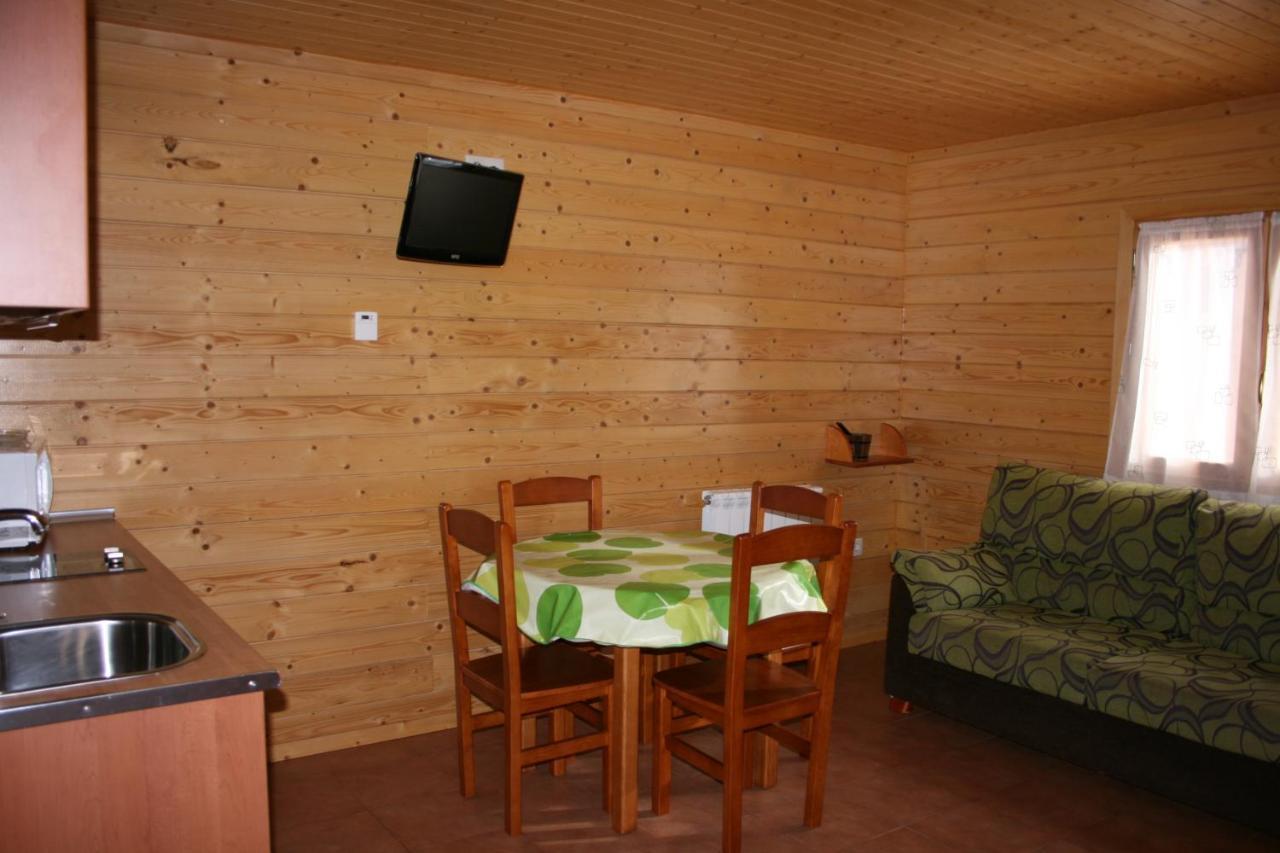 Bungalows Laspaules Bagian luar foto