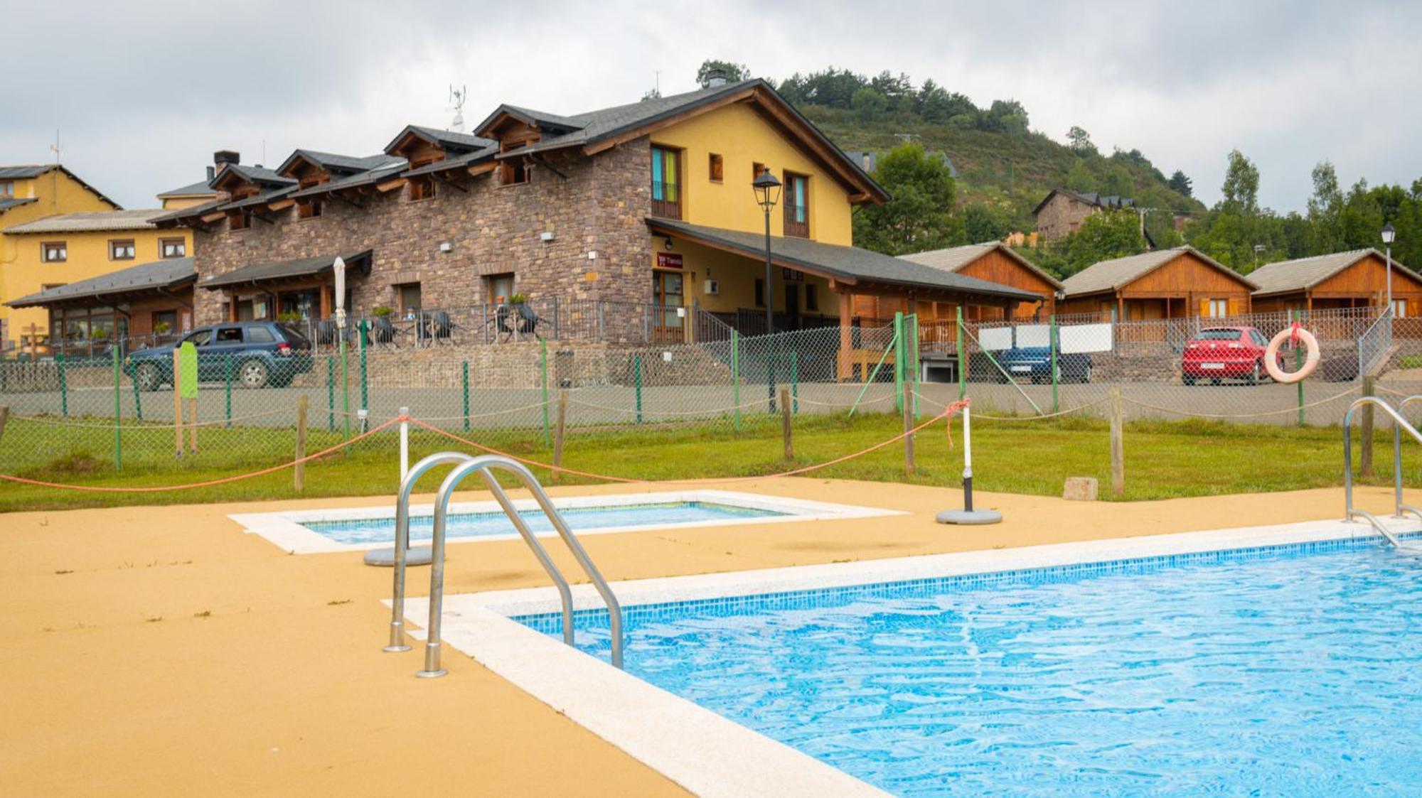 Bungalows Laspaules Bagian luar foto