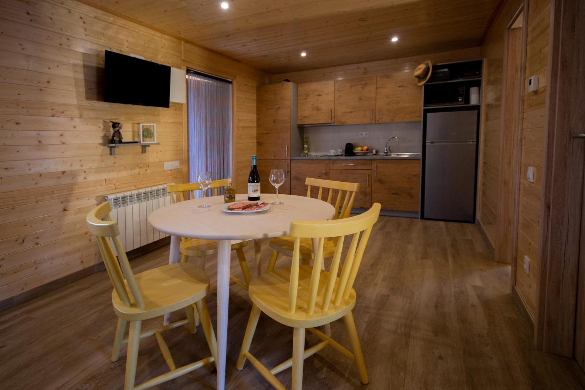 Bungalows Laspaules Bagian luar foto